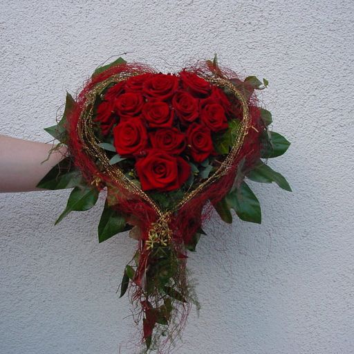 Blumenstrauß in Herzform